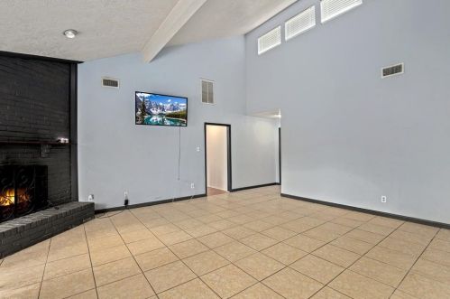 1611 Cantrell, Conroe TX  77301-4008 exterior