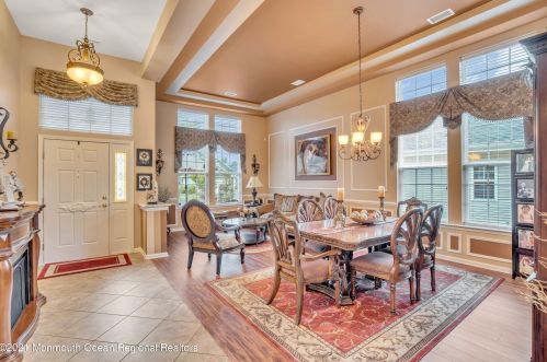 14 Wolverton Ct, Jackson Twp, NJ 08527-6406
