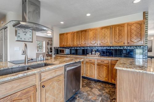 10566 Cherokee Ln, Parker CO 80138-6811 exterior