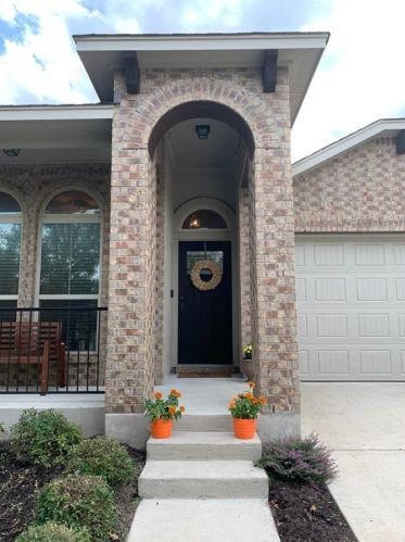 1421 April Meadows Loop, Georgetown, TX 78626-7098