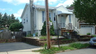 117 Mckinley Ave, Lodi, NJ 07644-3040