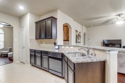 1004 Mdw Grn Ct, Princeton TX 75407-7900 exterior