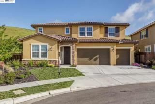 5892 Avellina Dr, Pleasanton, CA 94568-4420