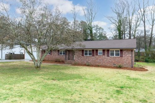 2516 Freydale Rd, Marietta, GA 30067-7024