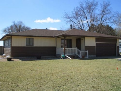 807 C St, Hillsboro, KS 67063-1813