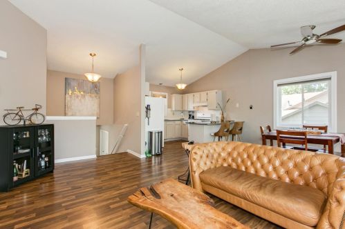 2345 Eldridge Ave, Saint Paul MN  55109-4087 exterior
