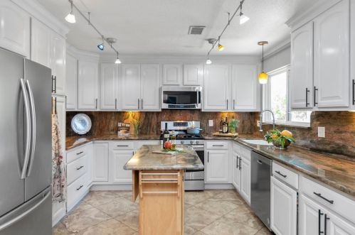 9064 Terramore Dr, Citrus Heights, CA 95662-4753