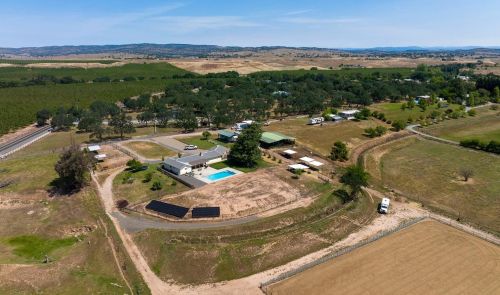 15742 Orange Blossom Rd, Valley Home CA 95361-9522 exterior