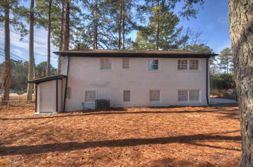6140 Hillandale Dr, Atlanta GA  30349-4250 exterior