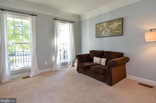 16534 Louisville Pl, Woodbridge VA  22191-4452 exterior