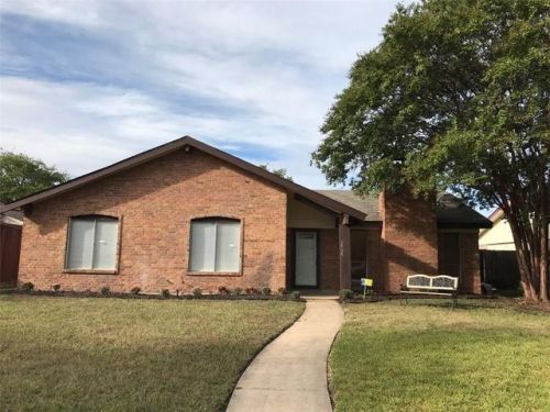 2925 Lancer Ln, Garland, TX 75044-5437