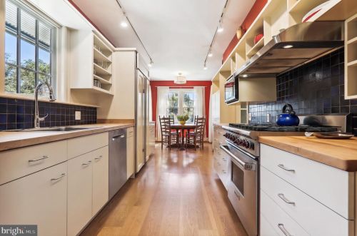 1310 Noyes Dr, Silver Spring MD 20910-2224 exterior