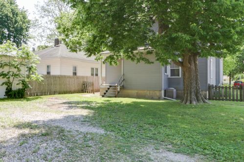 301 Polk St, Swygert IL  61764-1351 exterior
