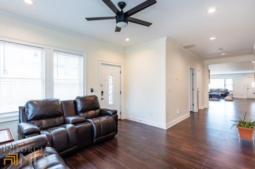 1723 Hardin Ave, Atlanta GA  30337-2059 exterior