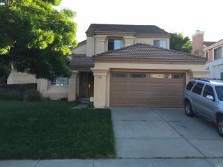 428 Youngsdale Dr, Vacaville, CA 95687-7379