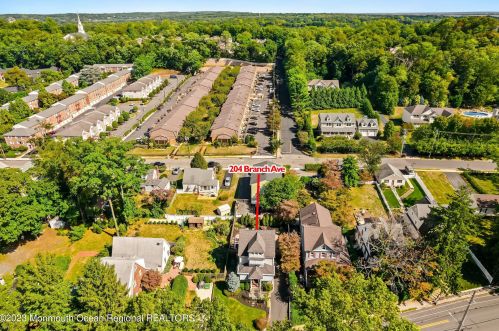 204 Branch Ave, Tinton Falls, NJ 07701-2261