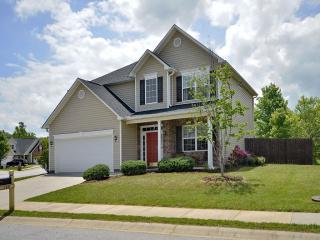 130 Woodfern Rd, Fletcher, NC 28732-7794