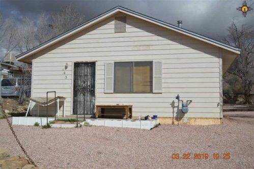 103 Wilson Ave, Gallup, NM 87301-5135