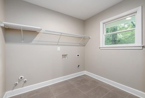 2662 Foster Ridge Rd, Atlanta GA  30345-2014 exterior