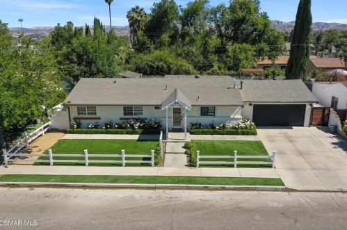 1521 Wallace St, Simi Valley, CA 93065-4835