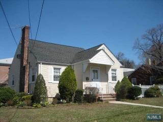 131 Bogota Gdns, Bogota, NJ 07603-1214