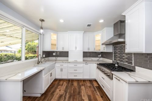 7722 Clive Ave, Whittier, CA 90606-2323