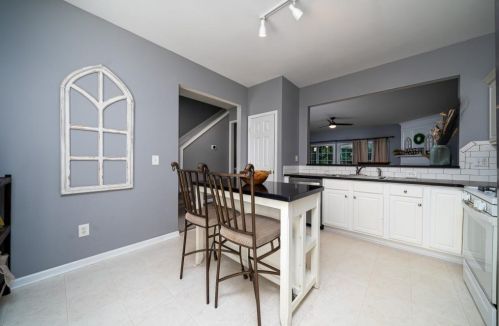 5106 Manerdale Dr, Atlanta GA  30339-0105 exterior