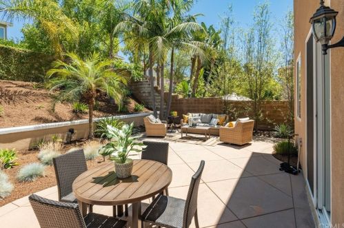 10 Brockton, Irvine CA  92620-7911 exterior