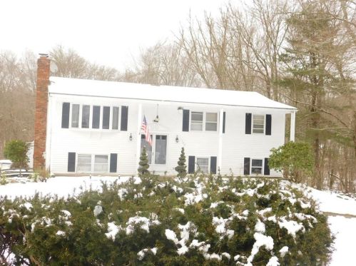 120 Dion Ave, Tiverton, RI 02878-2757