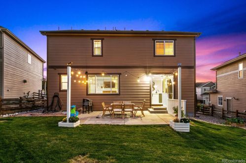 4820 Versailles St, Denver CO  80015-6801 exterior