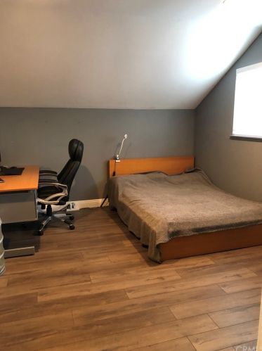 210 Alton Ave, Santa Ana CA 92707-4400 exterior