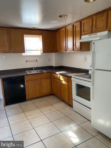 924 12th St, Philadelphia PA  19123-1103 exterior