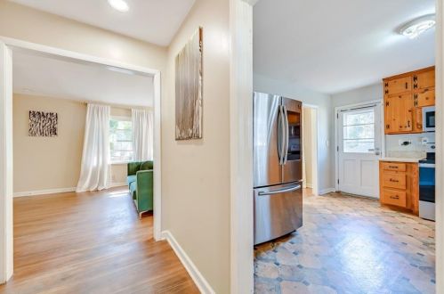 2566 Dewey Ave, Atlanta GA  30344-1048 exterior