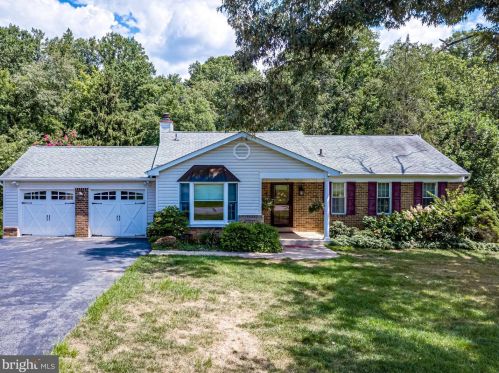 15013 Timberlake Dr, Silver Spring MD 20905-4360 exterior