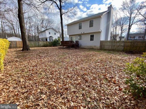 1304 Avalon Blvd, Shady Side MD 20764-9683 exterior