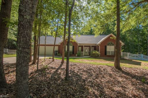 331 Patrick Cir, Jenkinsburg, GA 30234-2014