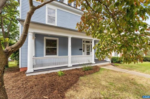 234 Thornrose Ave, Staunton, VA 24401-3165