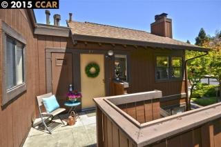 839 Camelback Pl, Concord CA  94523-1232 exterior