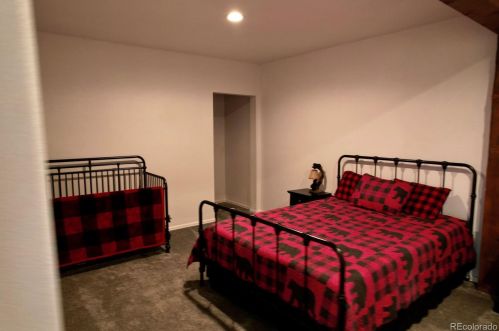 2104 Sigler Dr, Sangre De Cristo Ranches CO exterior