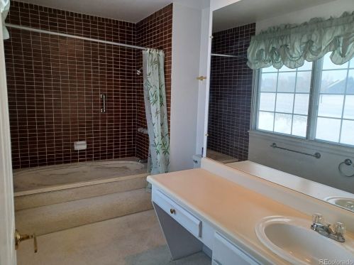 13494 Asbury Dr, Aurora CO 80014-4307 exterior