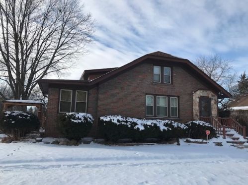 1904 Grant Ave, Rockford, IL 61103-4553