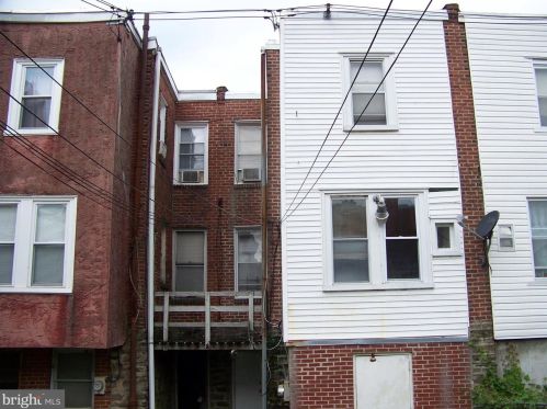 6741 16th St, Philadelphia, PA 19126-2731