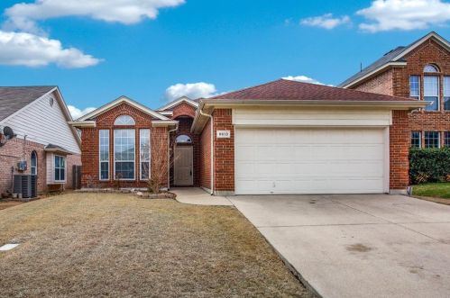 9613 Minton Dr, Fort Worth TX  76108-3888 exterior