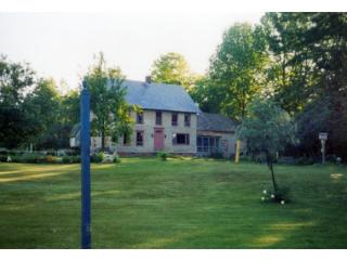 1917 Mountain Rd, Brattleboro, VT 05301-8417