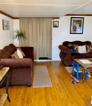 2151 Thrush Ave, Oxnard, CA 93033-6819