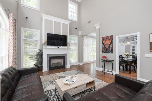 3546 Highgrove Way, Atlanta GA  30319-1992 exterior
