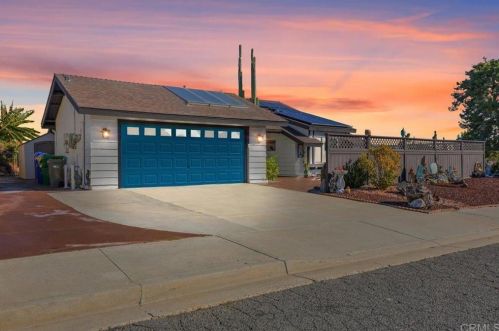 298 Juaneno Ave, Oceanside, CA 92057-4515