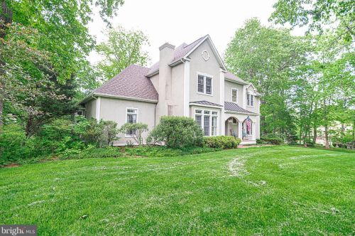 107 Homewood Dr, Charles Town, WV 25414-5160