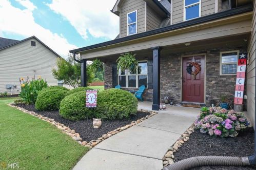 541 Lake Vista Dr, Jefferson GA  30549-4605 exterior