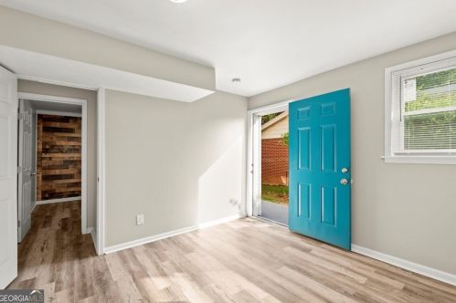 3949 Adamsville Dr, Atlanta GA  30331-3823 exterior